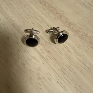 블랙 커프스링크스