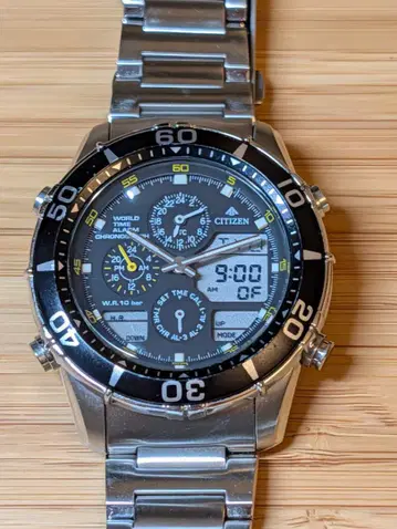 CITIZEN PROMASTER c300 T009603