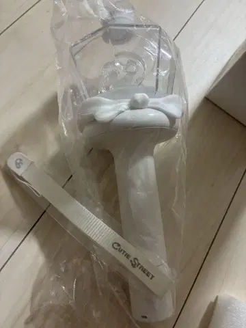 [상자까지 새상품급] CUTIE STREET 응원봉