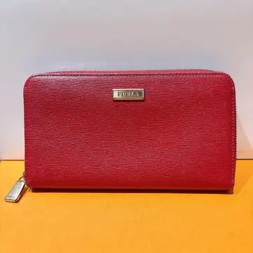 새상품급 FURLA 에나멜 가공 레드 장지갑
