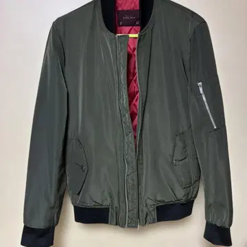 새상품급 ZARA MAN 올리브 그린 봄버 자켓