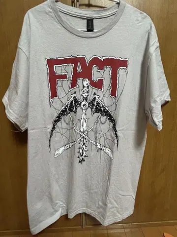 FACT IS LIFE TOUR SCYTHE 티 L 사이즈