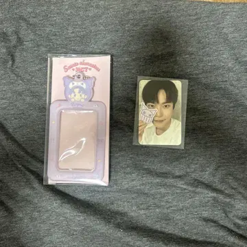 NCT 도영 산리오 트레이딩 카드 홀더