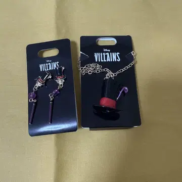 파시리에 귀찌 스윙 DISNEY VILLAINS 목걸이
