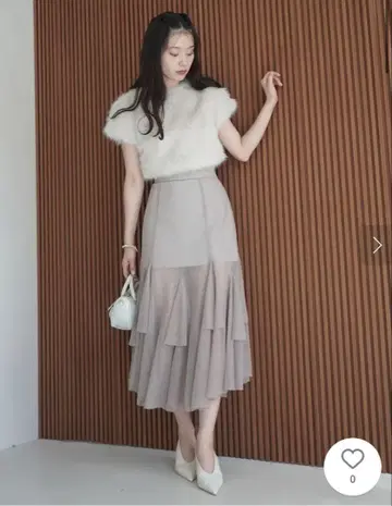 [ 미사용 새상품 ] 퍼 상의 아이보리