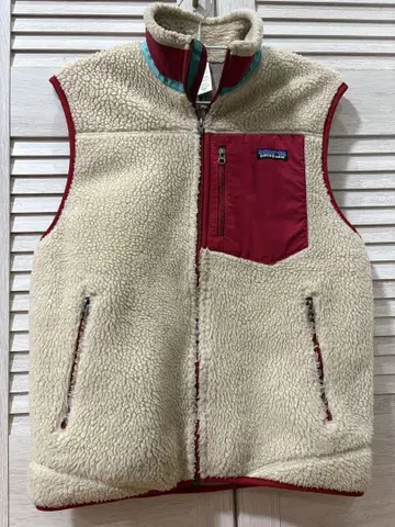 Patagonia 클래식 레트로X 플리스 베스트 23047FA11