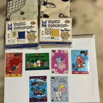 TinyTAN 쿠션 커버 2장 세트 + BT21 클리어 카드
