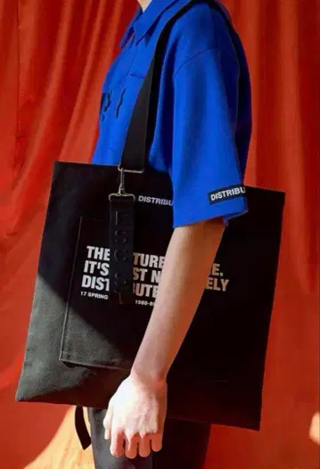 esc studio 로고 프린트 하프 지퍼 피케 셔츠