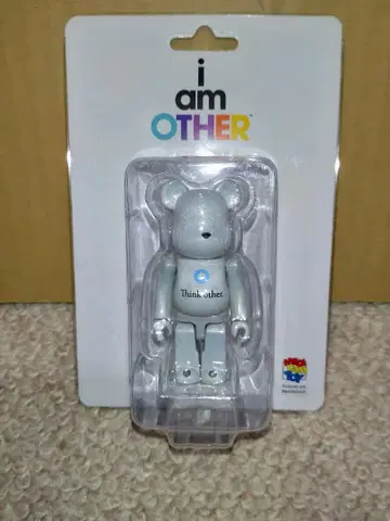 베어브릭 i am OTHER 퍼렐 윌리엄스