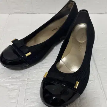 ARCH CONTACT 아치 네이비 일본제 펌프스 22.5cm