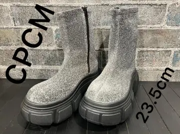 CPCM 시피씨엠 키라키라 실버 통굽 부츠 23.5cm