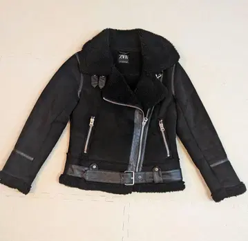ZARA 라이더풍 페이크 무스탕 보아 자켓