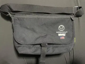 마운틴 퍼니처 NYC 숄더백