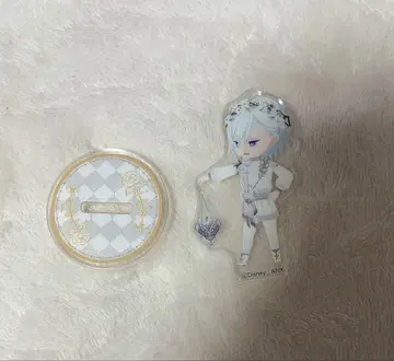 트위스테 아크릴 스탠드