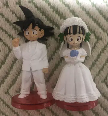 드래곤볼 월드 컬렉션 손오공과 치치 웨딩 피규어 세트