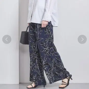 SACRA 사쿠라 SHADOW LEAF PANTS 드로스트 팬츠