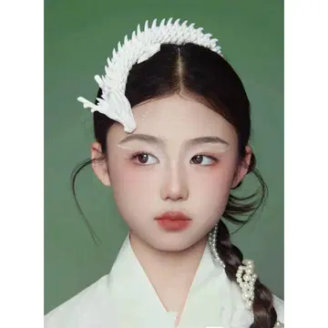 백룡 헤드 액세서리 존재감 발군 개성파 시치고산 성인식 후리소데 결혼식