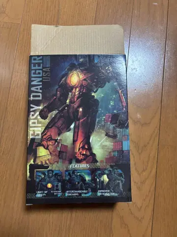 GIPSY DANGER 피규어 PACIFIC RIM