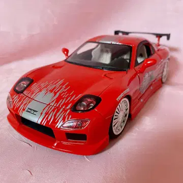 JadaTOYS 1/24 마쓰다 RX-7 베일사이드 와일드 스피드 사양