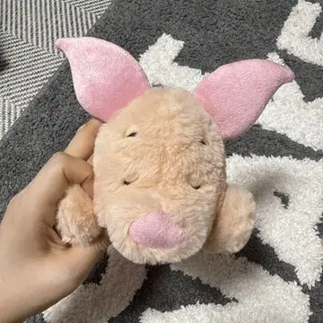 디즈니랜드 리조트 피글렛 봉제 인형 폭신폭신