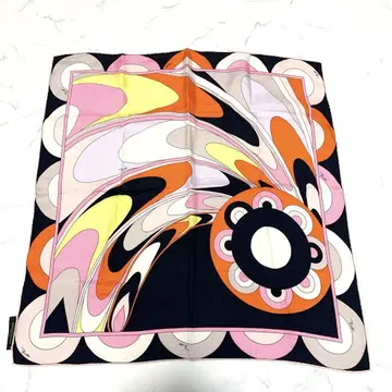 새상품급 에밀리오 푸치 스카프 푸치 패턴 멀티 컬러