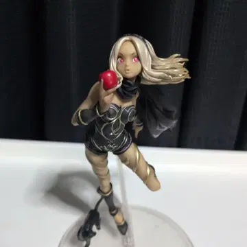 GRAVITY DAZE(그래비티 데이즈) 키튼 완성품 피규어