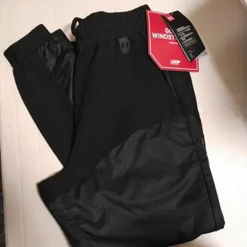 새상품 Under Armour GORE WINDSTOPPER 조거 팬츠