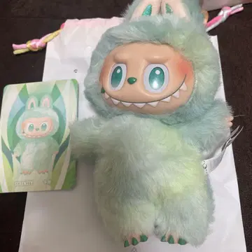 POP MART LABUBU Big into Energy 에너지