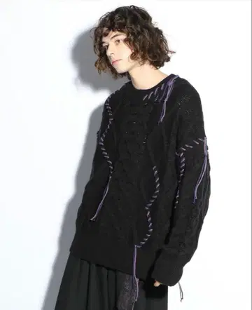 HARE 핸드 스티치 케이블 니트