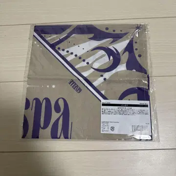 aespa 팬미팅 반다나 접힌 부분 있음