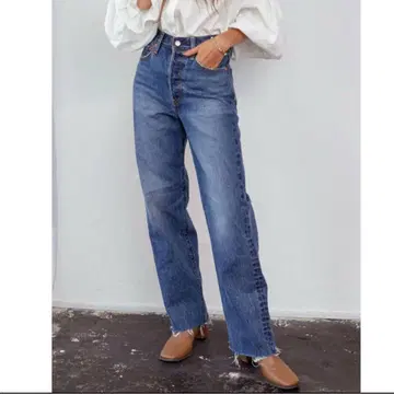 Ungrid 10주년 한정판! Levi's 별주 셀프 컷 스트레이트 데님