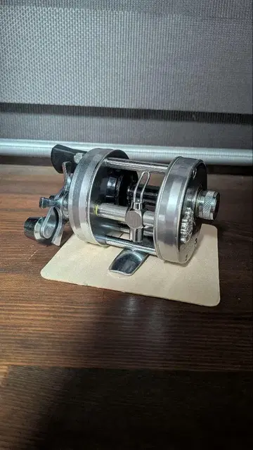 새상품급 ABU 2500c 아부 2500c ambassadeur 77년제
