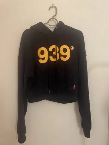 939 후드 부착 크롭 후드티