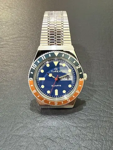 새상품급 TIMEX Q 쿼츠 시계 TW2U61100
