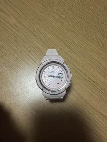 핑크 실리콘 밴드 손목시계