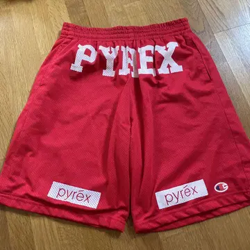 PYREX 빨간색 메쉬 숏팬츠 Champion 로고 포함