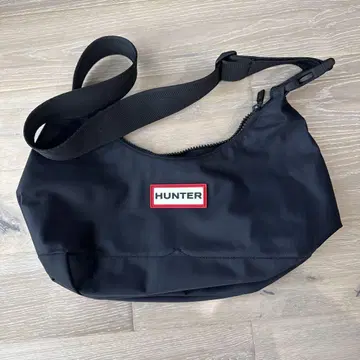 HUNTER 숄더백