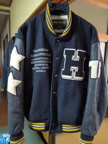 하버드 바시티 자켓