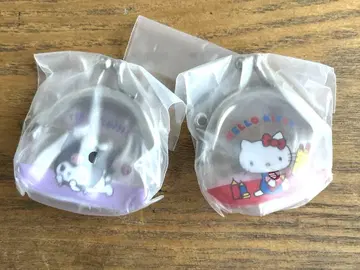 산리오 캐릭터즈 가마구치 키링 헬로키티 쿠로미