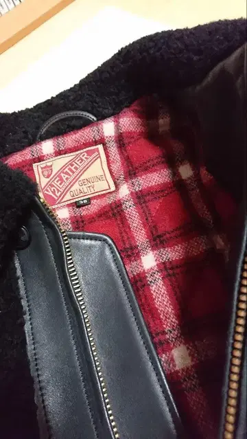 LEATHER & GENUINE QUALITY 플리스 자켓