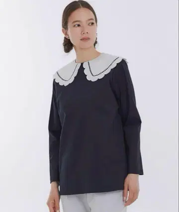 yori 스캘럽 칼라 롱 Tee