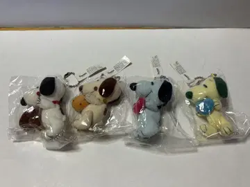 산리오 스누피 미니 봉제 인형 마스코트 키체인 4개 세트