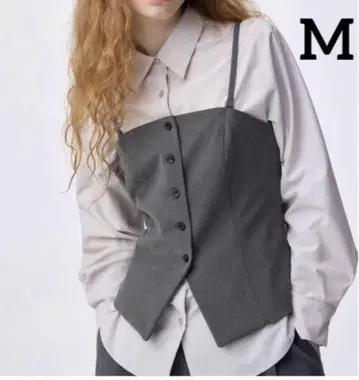 미사용 새상품 GU 프론트 버튼 뷔스티에 M
