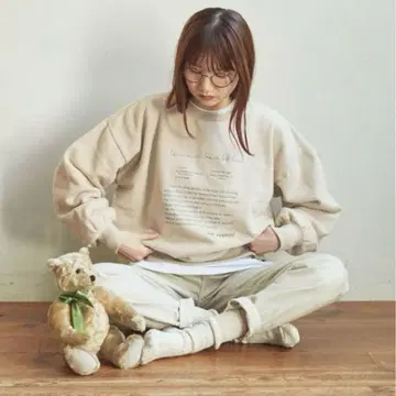 fig London 맨투맨 베이지