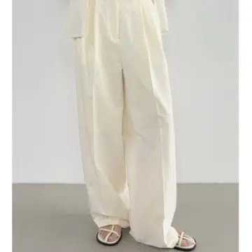 아이보리 슬랙스