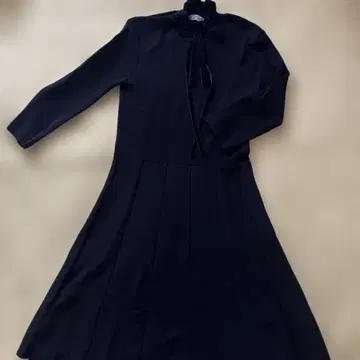 ZARA 블랙 리본 원피스