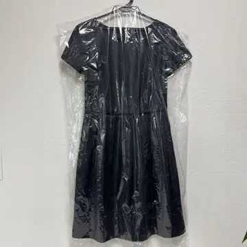 UNTITLED 네이비 반팔 무릎 기장 원피스