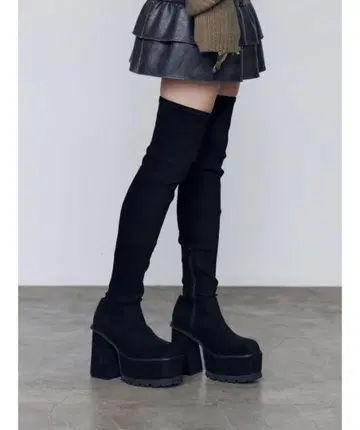 EMODA 스퀘어 핏 롱 부츠