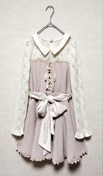 LIZ LISAt 레이스업 미니 원피스 긴팔 스트레치 원단