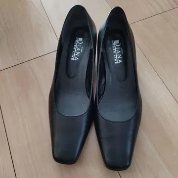 DIANA 블랙 하이힐 23cm